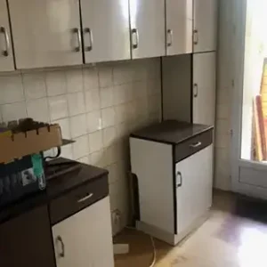 Débarras de meubles et encombrants dans villa, maison, appartement, garage, cave ou entrepôt à Villeneuve-Loubet